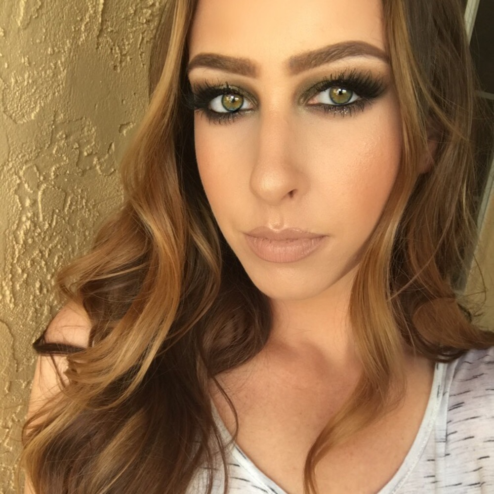 Meet your Posher, Brittany